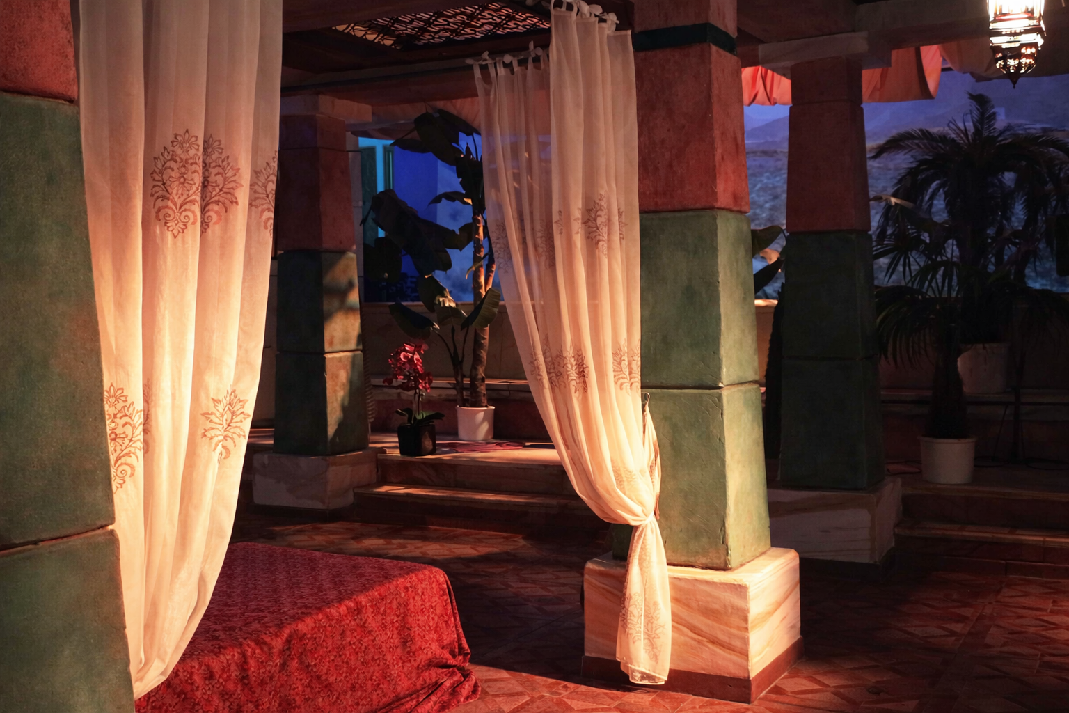 Sphinx - Egyptian Tomb